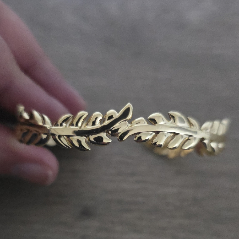 14k Gold Plated Leaf Motif Cuff Bracelet